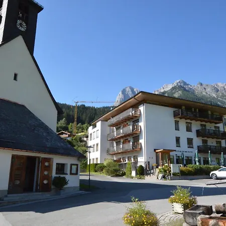 Kirchenstueberl Apartamento *