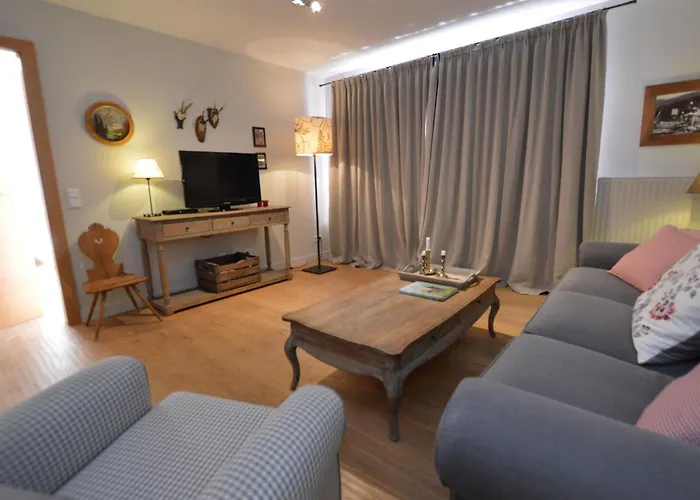 Kirchenstueberl アパート *